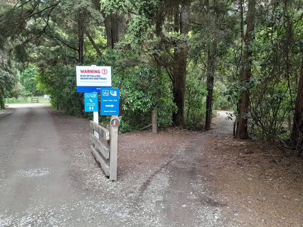 Entrance to Great Taste Trail from Wai-iti Domain